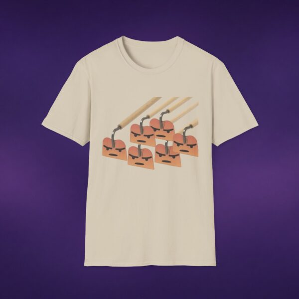 11653424115847557082_2048_custom-1.jpeg Hoes Mad Garden Tools Tee
